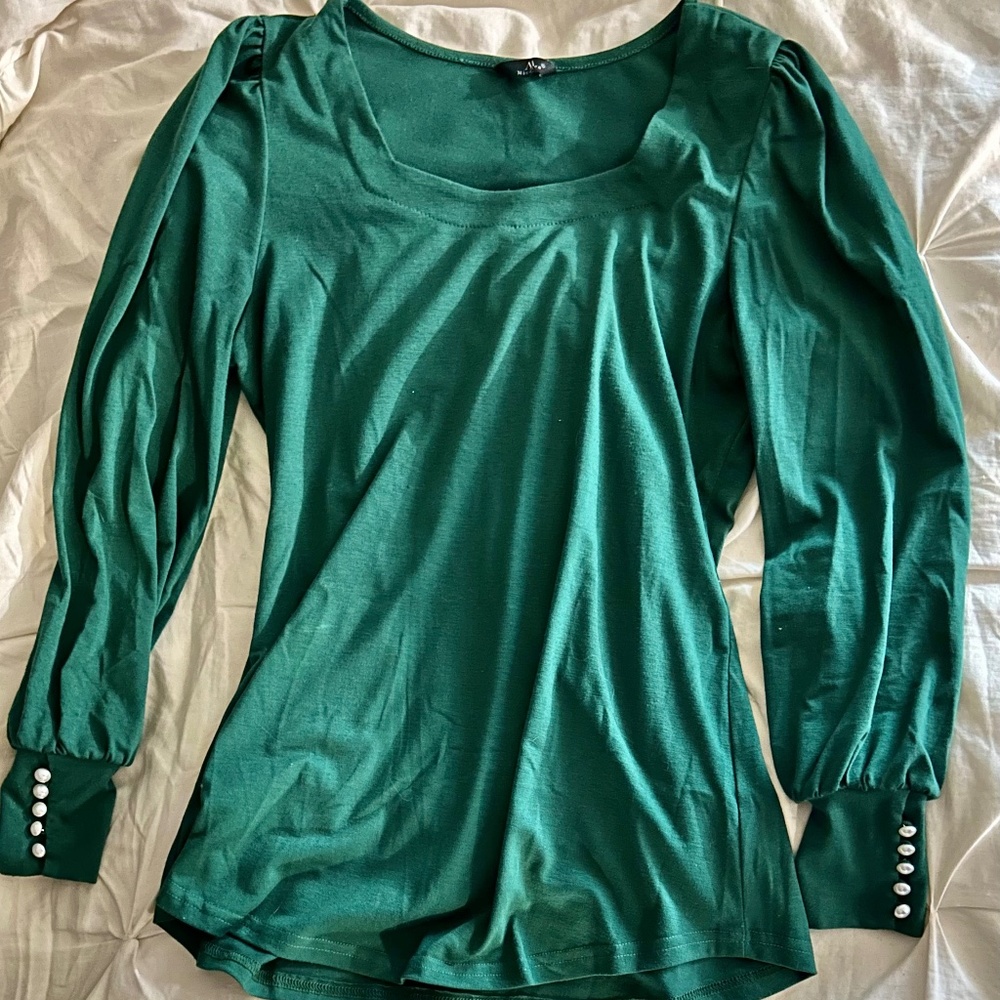 Green, Ruffle Crease Shoulder with Pearl Wrist Accents | Size S